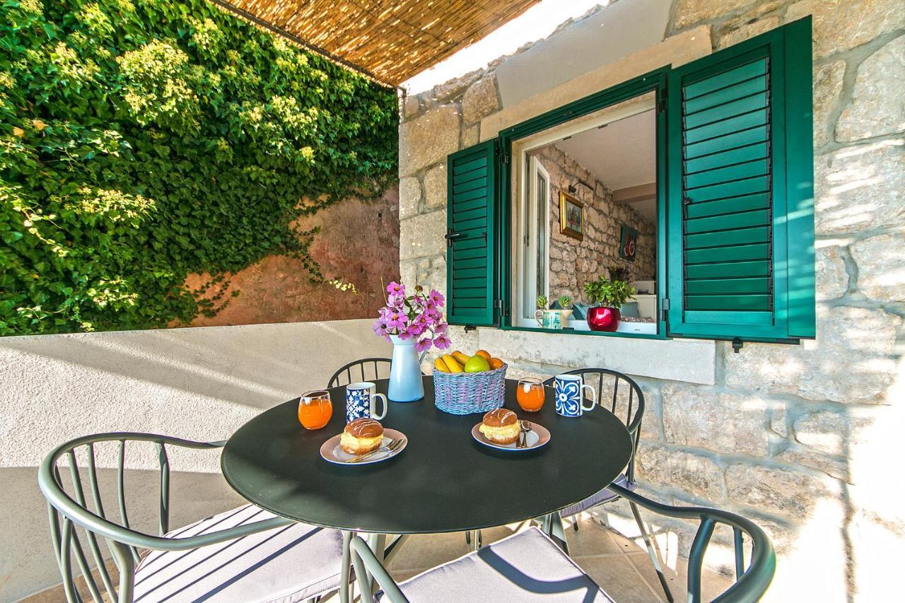 Appartement Mala Cele à Podgora Extérieur photo